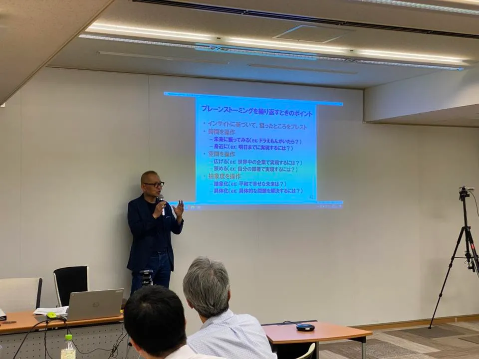 前野隆司先生による講義の様子